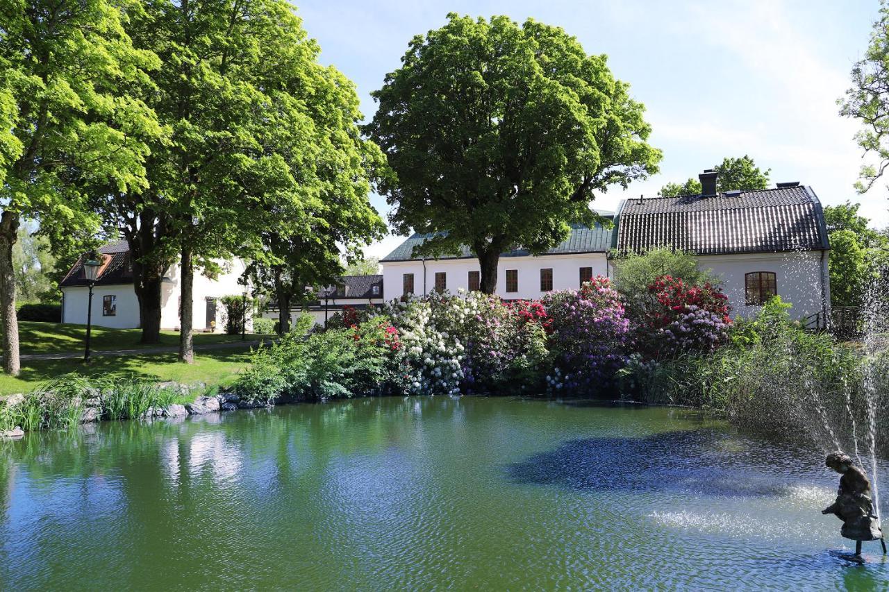 Haeringe Slott Hotel Musko Havsbad Exterior photo