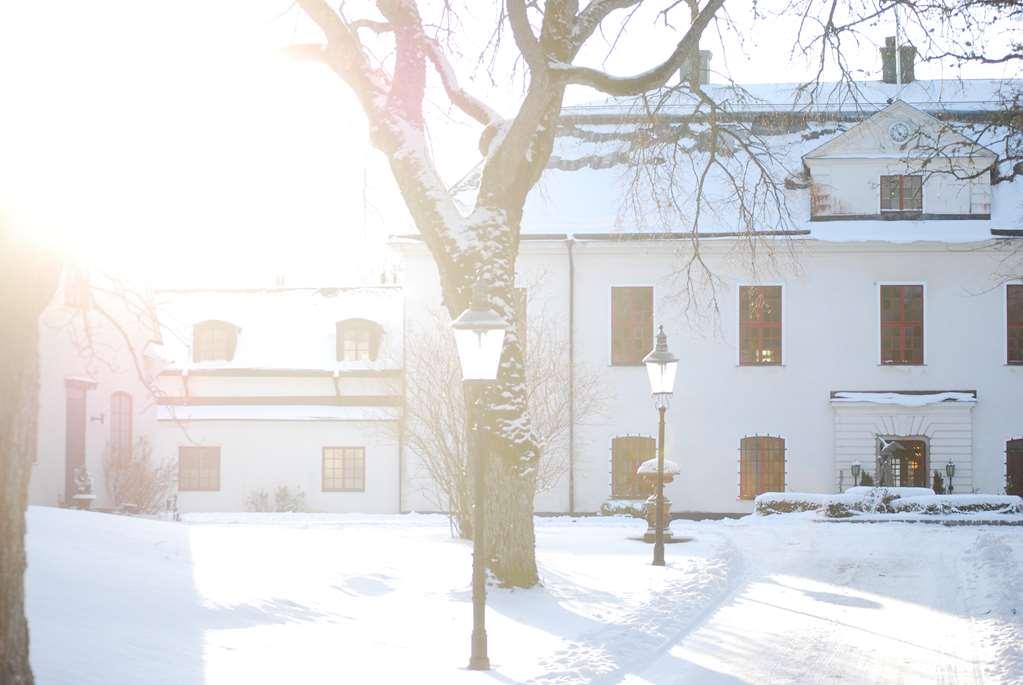 Haeringe Slott Hotel Musko Havsbad Exterior photo